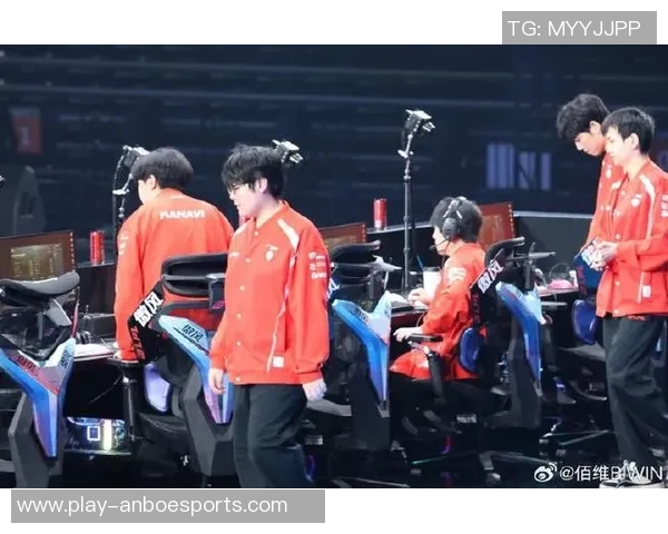 esports最新数据赛后复盘TES与V5对决中的战术意识与团队配合分析 esports最新数据赛后复盘TES与V5对决中的战术意识与团队配合分析